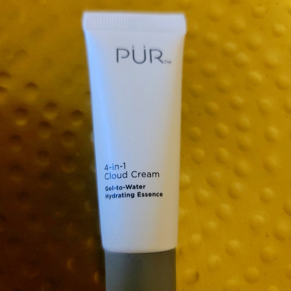 NWT Pür 4-in-1 Cloud Cream Gel to Water Hydrating Essence 15 g